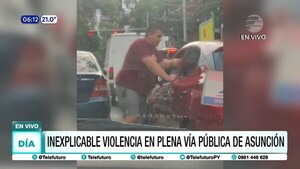 Inexplicable violencia en plena vía pública de Asunción