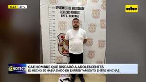 Video: Cae hombre que habría disparado a dos menores en enfrentamiento entre hinchas  - ABC Noticias - ABC Color