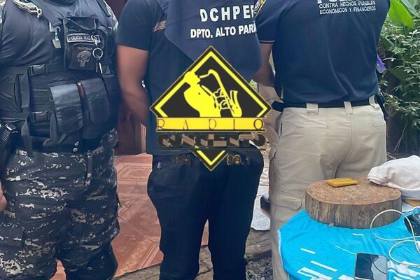 Detienen al influencer Felix Rojas por presunto abuso sexual infantil