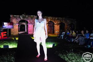Fashion Show "Raíces: Moda y Patrimonio" en la UNAE celebra la cultura paraguaya
