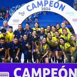 Sport Colonial se consagró campeón del Futsal FIFA Femenino 2024 - 1000 Noticias