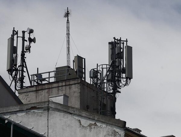 Anuncian licitación para implementación de la tecnología 5G en Paraguay · Radio Monumental 1080 AM