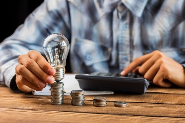 Inflación energética de la región disminuye por segundo mes consecutivo debido a la caída en el precio del petróleo - MarketData