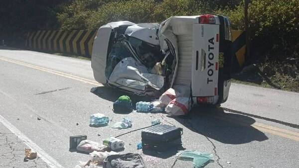 [VIDEO] Pasó de nuevo: en menos de un segundo, una enorme piedra se cobró tres vidas