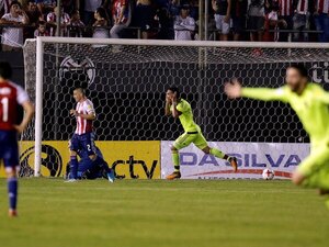 Versus / ¿Enviaron mujeres al hotel? Harrison aclaró le recordada denuncia de Venezuela en el 2017