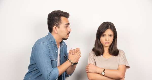 La Nación / “Virgen, niño de mamá, etc.”: razones por las cuales una mujer aplica ghosting