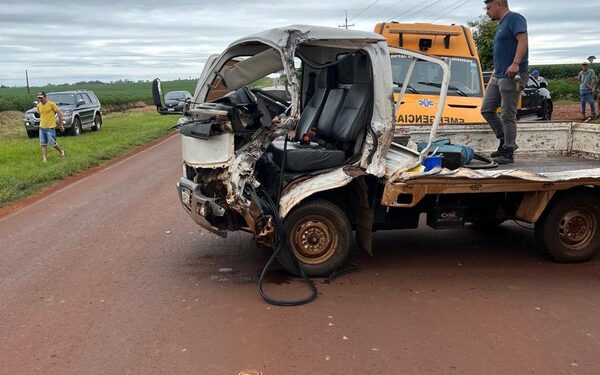 Accidente deja lesionado y daños materiales