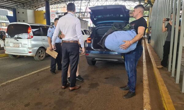 Autoridades reciben a paraguayo víctima de trata de personas