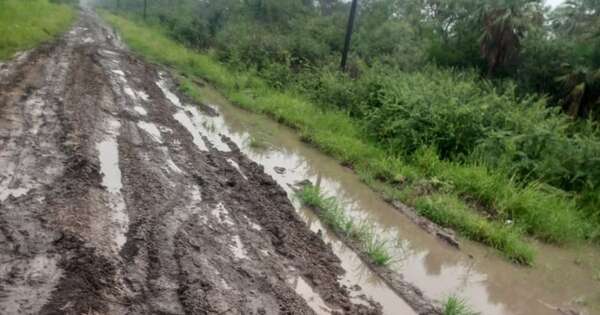 Diario HOY | Cruzando río y caminos intransitables, salvan la vida a embarazada y su bebé en el Chaco