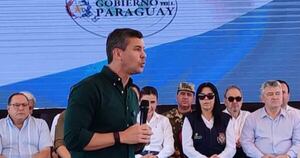 La Nación / “Estamos cortando la cabeza de la corrupción que lucraba a costa de adultos mayores”, dice Peña