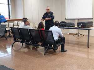 Detuvieron a tres colombianos con USD 900.000 en el aeropuerto de Minga Guazú - Unicanal