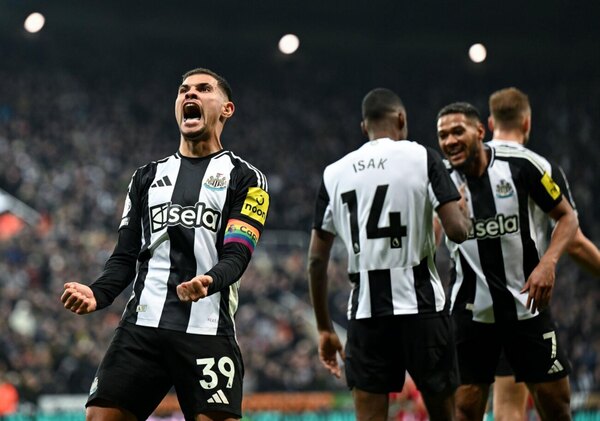 Versus / Almirón sigue sin jugar y Newcastle empata en un partidazo ante el líder Liverpool