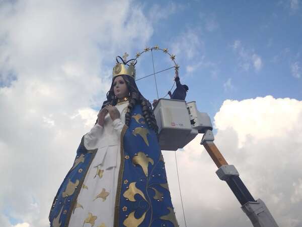 Video: gran escultura de la Virgen de Caacupé ya se puede apreciar detrás de la Basílica - Nacionales - ABC Color
