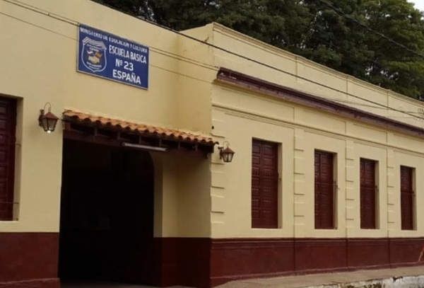 En conocida institución educativa pública implementarán sistema de distribución equitativa en sus aulas » San Lorenzo PY