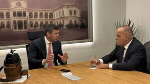Peña ya está listo para promulgar polémico aumentazo parlamentario