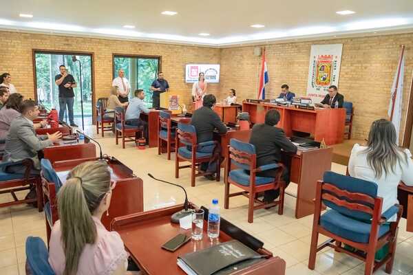 Junta Municipal costosa e improductiva: El peso que cargan los contribuyentes de CDE - La Clave