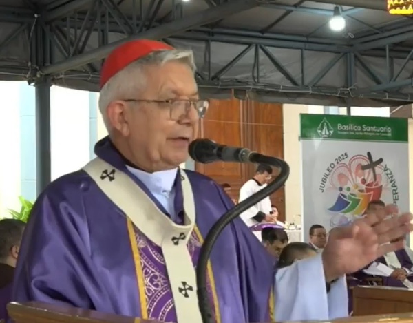 Cardenal llamó a la conversión y justicia en el novenario