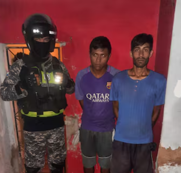 Capturan a dos asaltantes tras robar celular a una joven