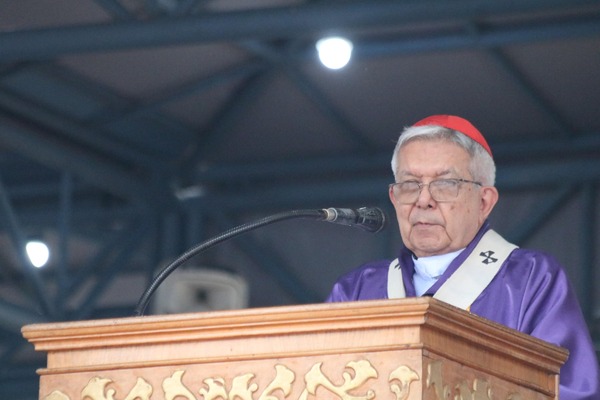 Cardenal pide trabajar por una sociedad más justa y equitativa - trece
