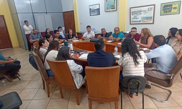 Planifican actividades y mejoras en el sistema de salud de Presidente Franco