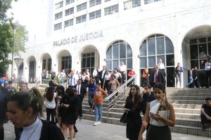 Amenaza de bomba obliga a evacuar el Palacio de Justicia - ADN Digital