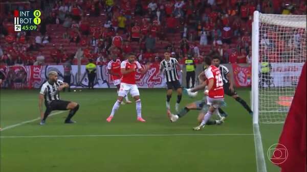 Vídeo: La tapada de Gatito a los ¡90′! que puede valer el título - Fútbol Internacional - ABC Color