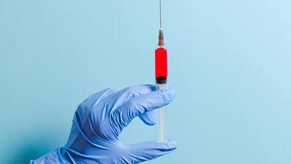 “Un Regalo de Navidad”: Se precisan 100 donantes de sangre diarios para la temporada crítica
