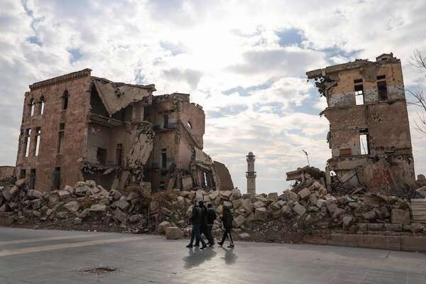 Los rebeldes sirios entran en Hama, el ejército reconoce haber perdido el control de esta ciudad clave - Mundo - ABC Color