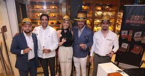 La Nación / Especialista de puros de República Dominicana visitó Cigar Shop