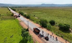MOPC acelera bacheos en la ruta PY02 para la festividad de Caacupé - OviedoPress