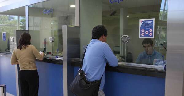 La Nación / Plantean que deudas inferiores a dos salarios mínimos no figuren en Informconf