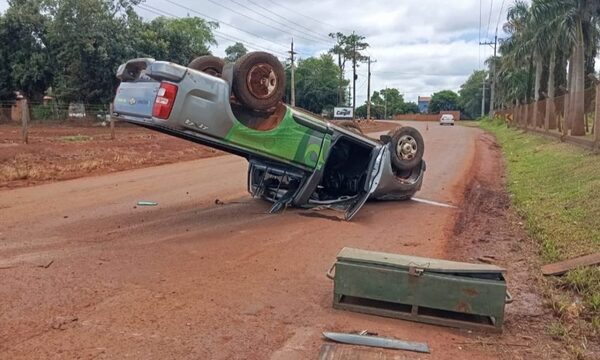 Accidente de tránsito deja daños materiales en Santa Rosa del Monday