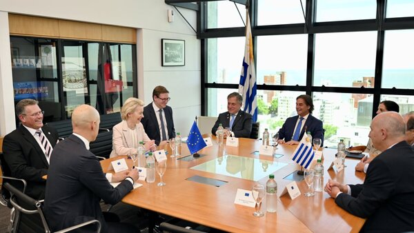 Presidenta de la Comisión Europea se muestra optimista sobre acuerdo entre el Mercosur y la UE