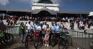 La Nación / Pedalearon 1.600 kilómetros para llegar junto a la Virgen de Caacupé