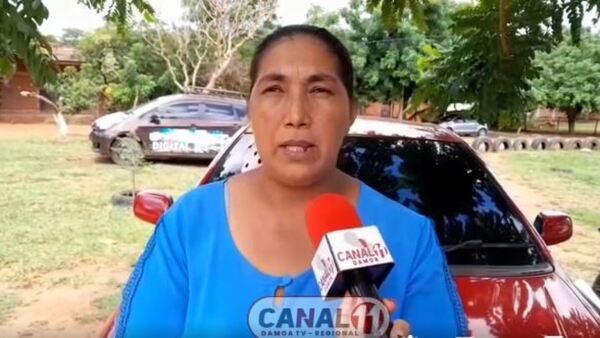 Denunció que directora no firmó diploma de “mejor alumno” de su hijo por venganza