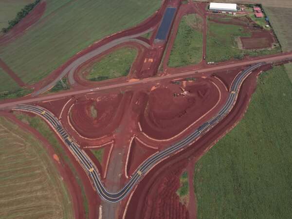 ¿Conocés el primer trébol vial que se construye en el país? - Economía - ABC Color