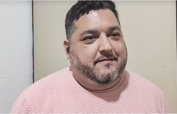 Un mes de suspensión y sin goce de sueldo para médico forense que denunció precariedades