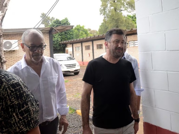 Senador argentino Edgardo Kueider y su secretaria cumplirán arresto domiciliario en Asunción