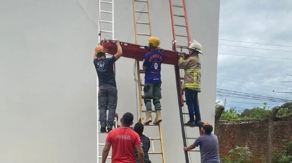 Trabajador sufrió graves quemaduras Tras descarga eléctrica en Pedro Juan Caballero