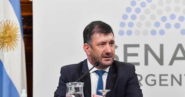 La Nación / Fiscalía realiza diligencias para determinar si dinero del senador argentino es producto del lavado