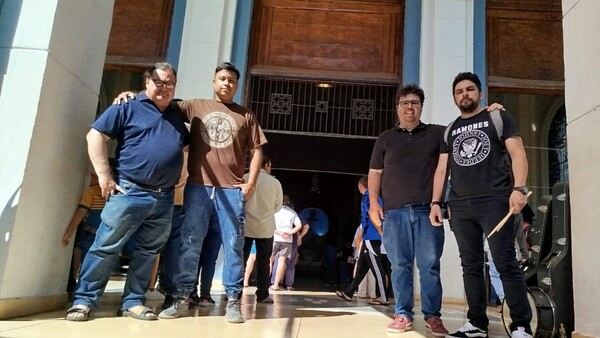 Grupo Marianos hace una versión rock del himno de la Virgen de Caacupé