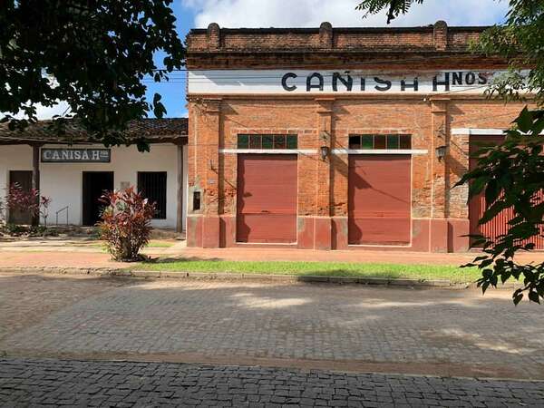 El Cine Cañisá vuelve a abrir sus puertas para ofrecer diversas actividades culturales - Cine y TV - ABC Color
