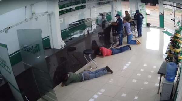 Imputan a supuesto implicado en intento de asalto a casa de cambios en Hernandarias - Noticiero Paraguay