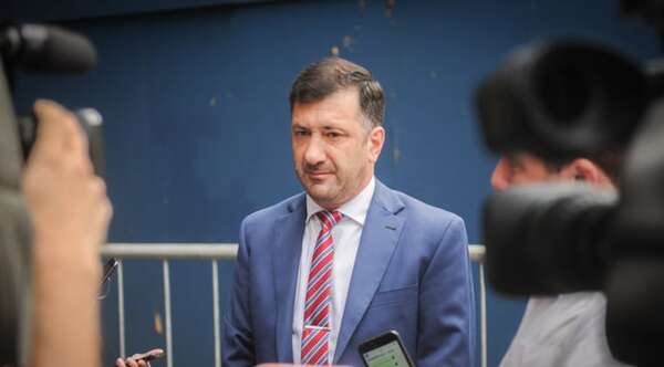 Arresto domiciliario para senador argentino procesado en Paraguay
