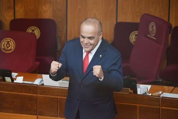 “Bachi” alega que protesta por falsificación fue rechazada y contrato seguirá - Política - ABC Color