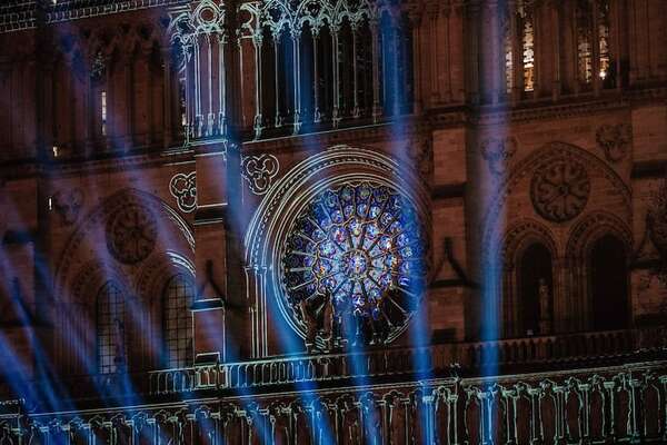 El turismo de París recupera Notre Dame, que seguirá siendo gratuita - Viajes - ABC Color