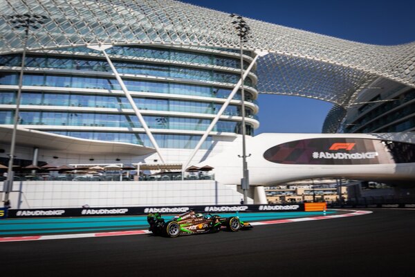 Versus / Buena clasificación de Duerksen en Yas Marina y tendrá primera fila en la sprint