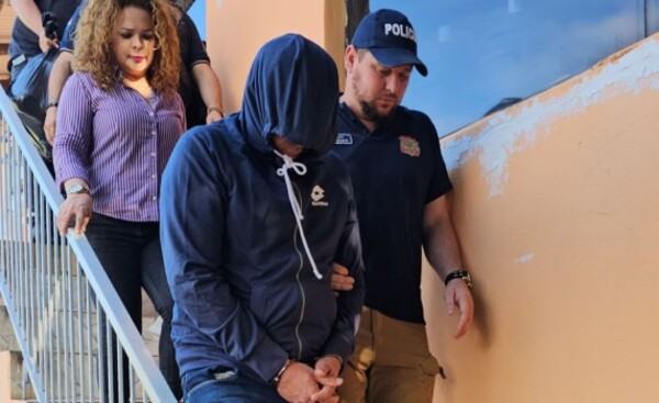 Allanamientos en busca de asaltantes de Cambios Chaco