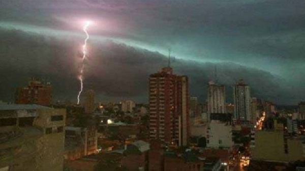 Emiten alerta por tormentas en gran parte del país