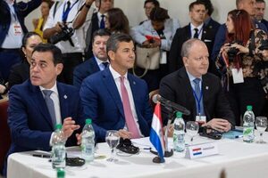Santiago Peña insta a fortalecer la integración del Mercosur para aprovechar oportunidades comerciales - El Trueno